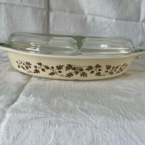 Vintage 1960 PYREX GOLDEN ACORN Divided Casserole Dish With Lid 1.5 Quart